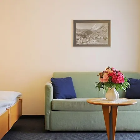 Hotel Alpine Perren 3*