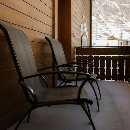 Szálloda Alpine Perren