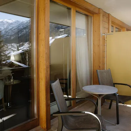 Alpine Perren Hotel
