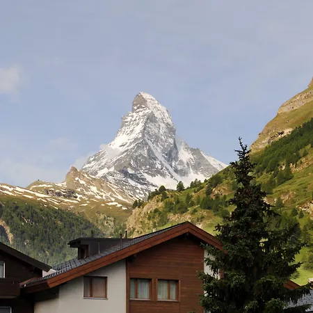 Hotel Alpine Perren 3*