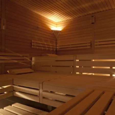 Szálloda Alpine Perren 3*