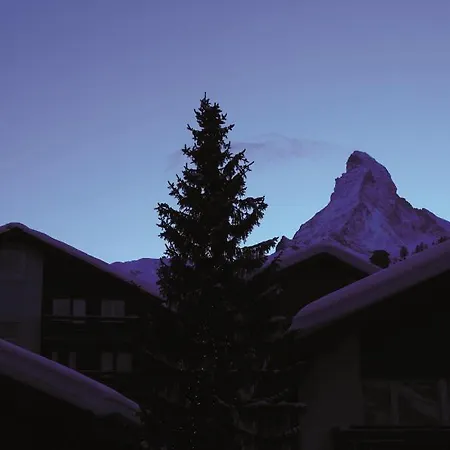 Szálloda Alpine Perren Zermatt
